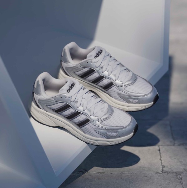 Adidas-Eclyptix-2000-Shoes-KI7020-syrrakos-sport-3